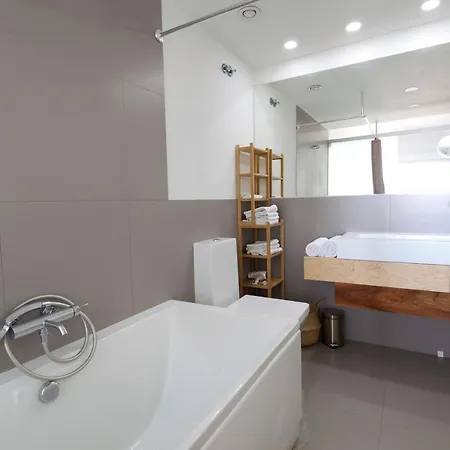 El Higueron. South Beach 4. 3 Bedrooms, Sea Views, Terrace And Pool Lejlighed Benalmádena