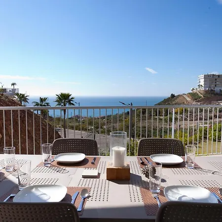 El Higueron. South Beach 4. 3 Bedrooms, Sea Views, Terrace And Pool Apartment Benalmadena