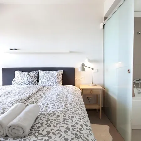 Apartment El Higueron. South Beach 4. 3 Bedrooms, Sea Views, Terrace And Pool